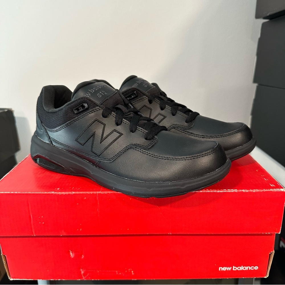 New Balance 813v1 Walking Shoe All Black Narrow B Mens Size 7.5